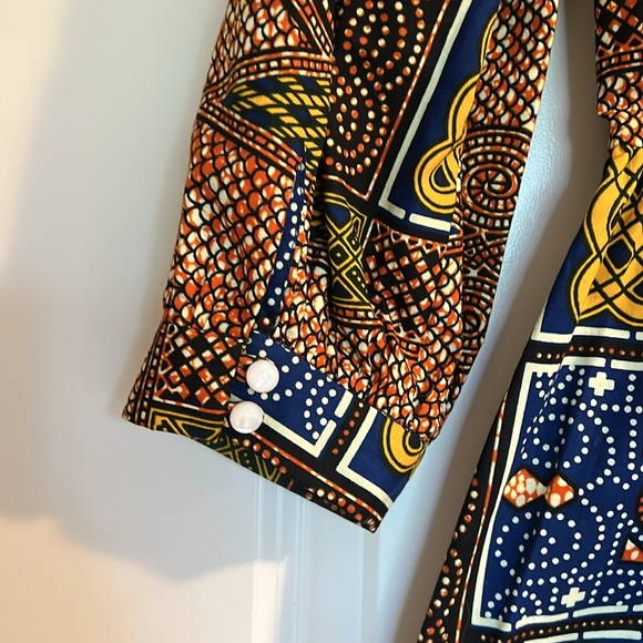 Royal Native Dress - Picture 4 of 4